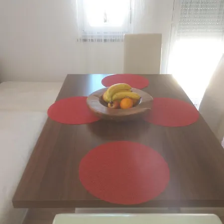 With A Parking Space - 15711 Daire Zadar